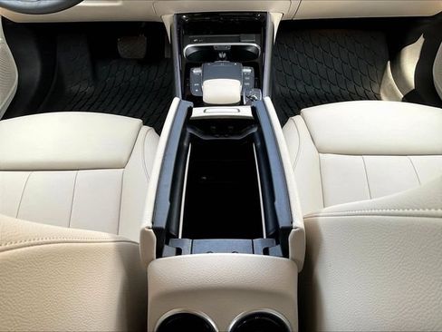 Certified 2023 Mercedes-Benz GLA 250 4MATIC image 18