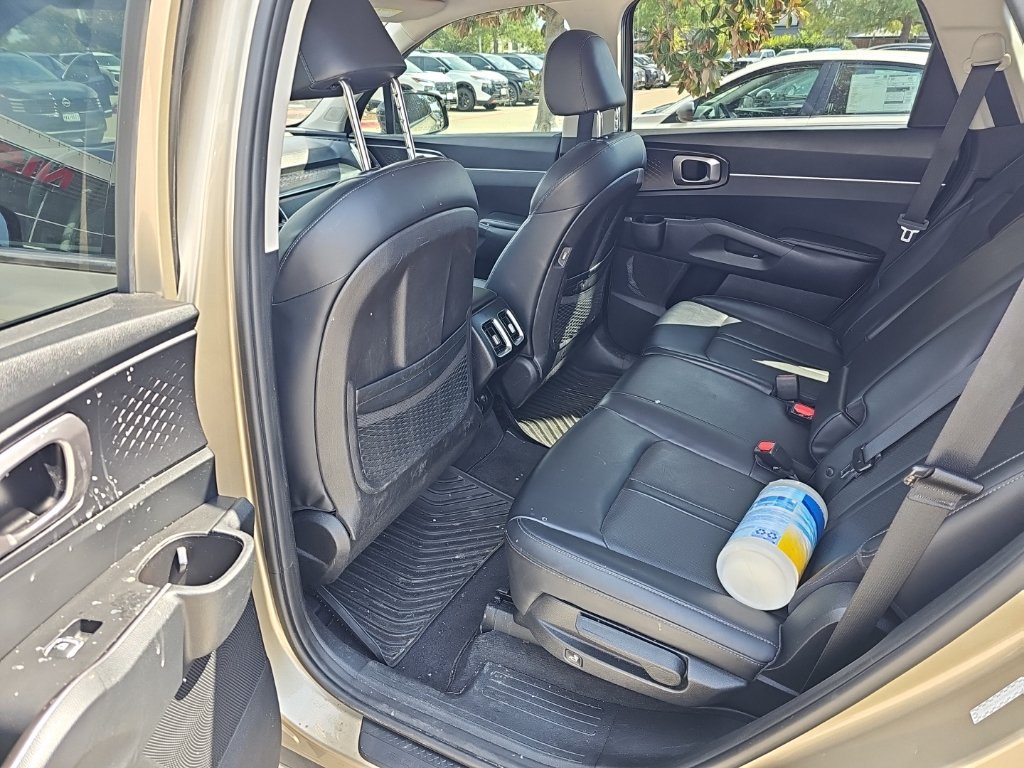 Used 2021 Kia Sorento S AWD/4WD image 5
