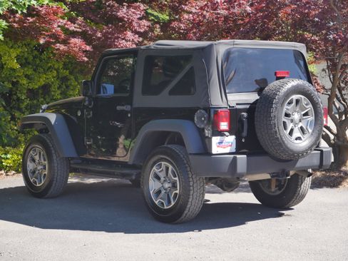 Used 2013 Jeep Wrangler Sport AWD/4WD image 15