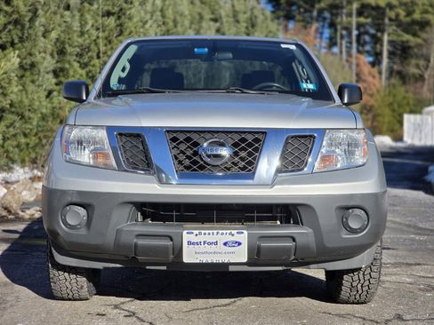 Used 2013 Nissan Frontier S image 2