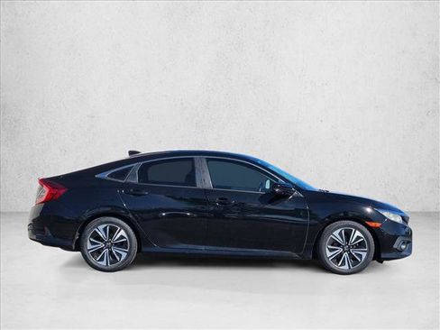Used 2018 Honda Civic EX-L image 4