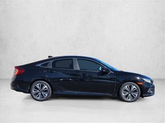 Used 2018 Honda Civic EX-L video 4