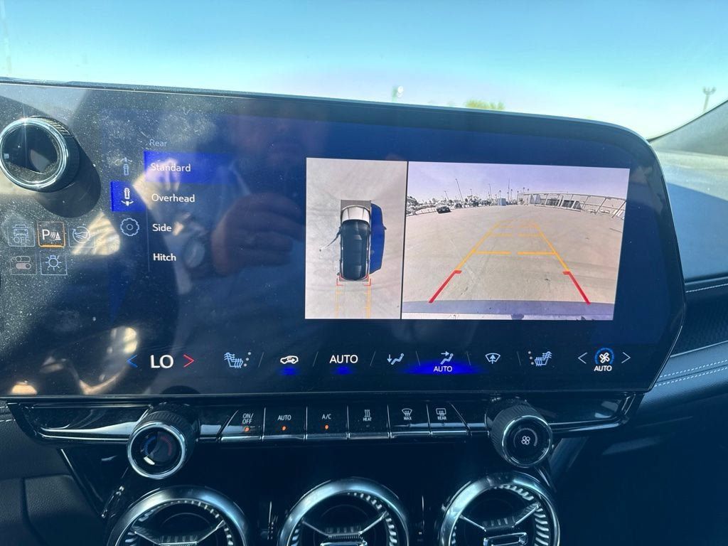 Certified 2024 Chevrolet Blazer EV LT AWD/4WD image 25