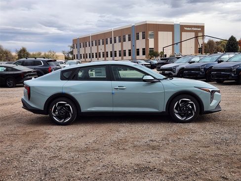New 2025 Kia K4 EX image 2