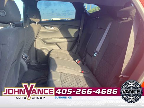 Used 2021 Chevrolet Blazer LT FWD image 4