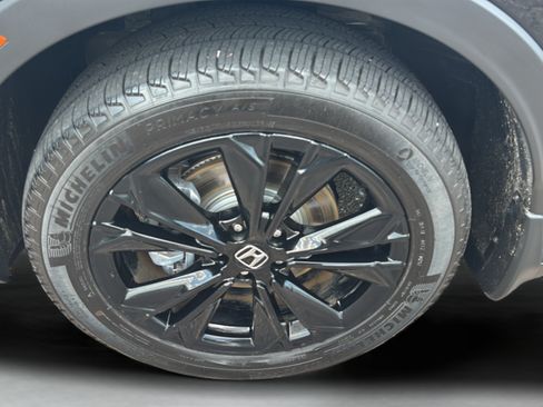 Certified 2025 Honda CR-V Sport Touring image 9