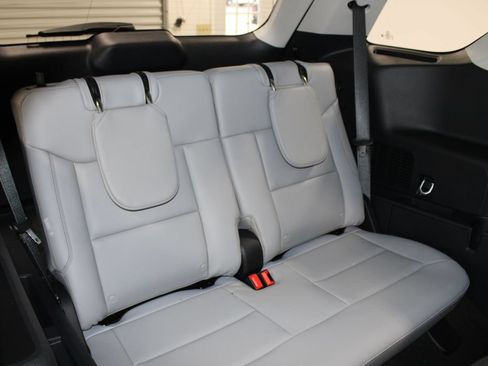 New 2026 Ford Explorer Active w/ Active Comfort Package AWD/4WD image 33