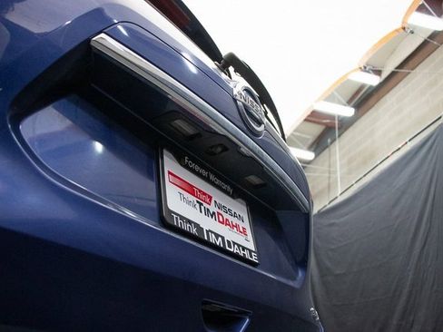 Used 2018 Nissan Rogue SV image 13