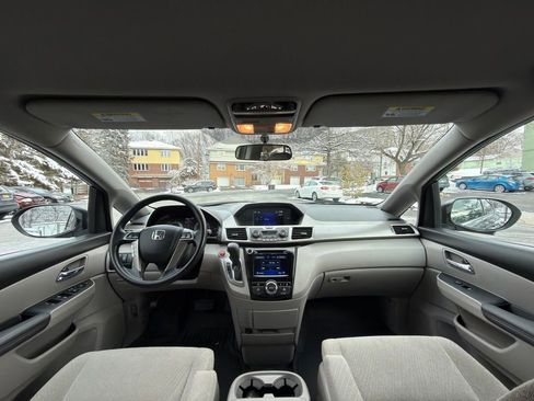 Used 2016 Honda Odyssey EX image 27