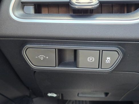 Used 2025 Kia K4 FWD image 32