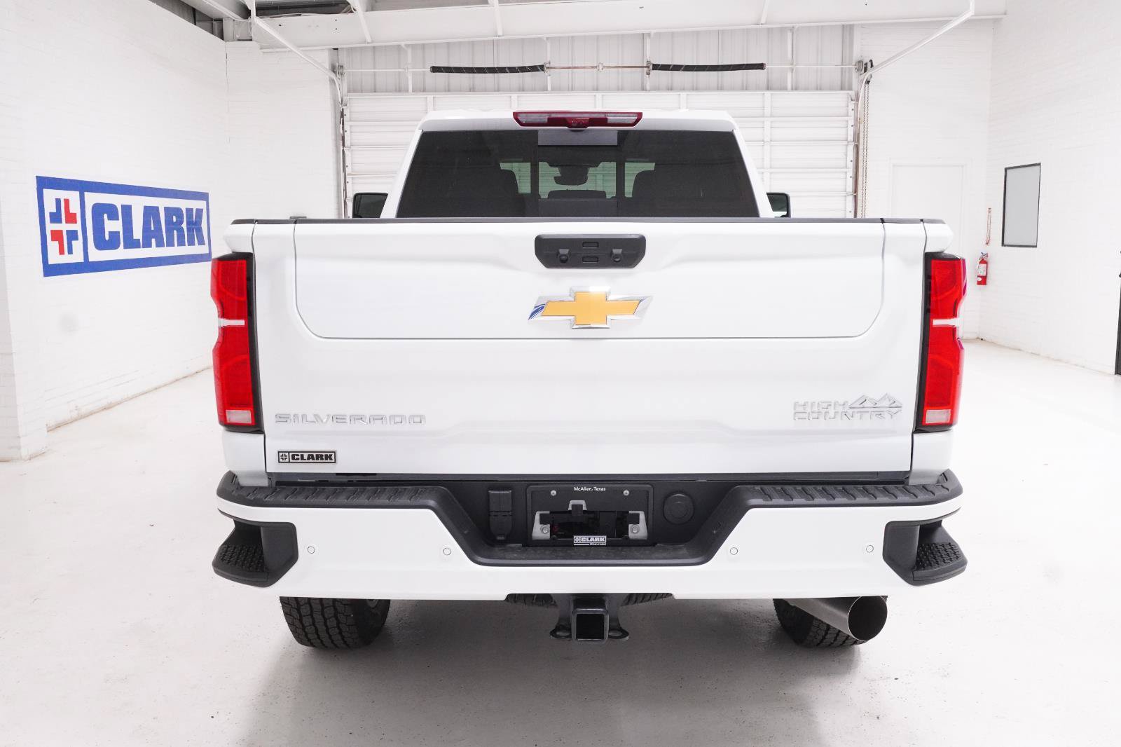 New 2026 Chevrolet Silverado 2500 High Country AWD/4WD image 7