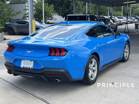 Used 2024 Ford Mustang Coupe RWD image 10