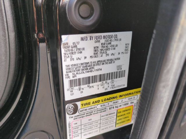 Used 2017 Lincoln Navigator L Reserve AWD/4WD image 24
