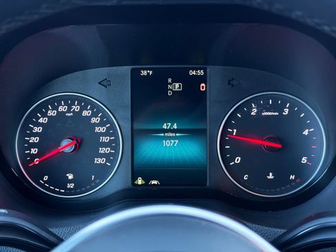 Used 2021 Mercedes-Benz Sprinter 2500 w/ Premium Plus Package image 18