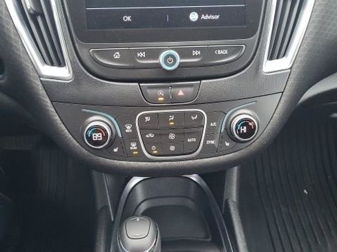Used 2020 Chevrolet Malibu LT image 6
