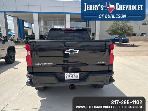 Used 2026 Chevrolet Silverado 1500 ZR2 AWD/4WD image 6