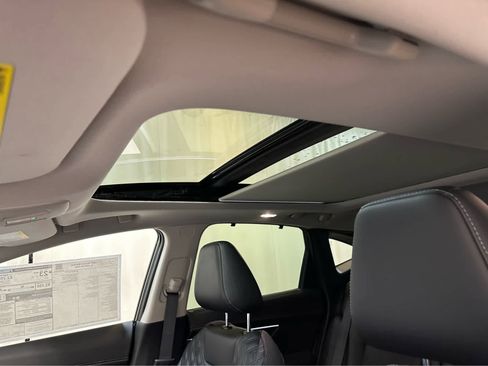 New 2026 Nissan Murano Platinum AWD/4WD image 5