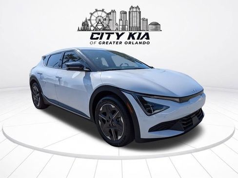 New 2026 Kia EV6 Light RWD image 8