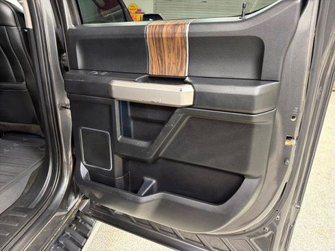 Used 2019 Ford F150 Lariat w/ Equipment Group 502A Luxury image 46