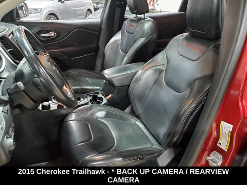 Used 2015 Jeep Cherokee Trailhawk w/ Comfort/Convenience Group AWD/4WD image 6