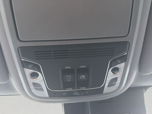 Used 2024 Honda Ridgeline RTL image 22