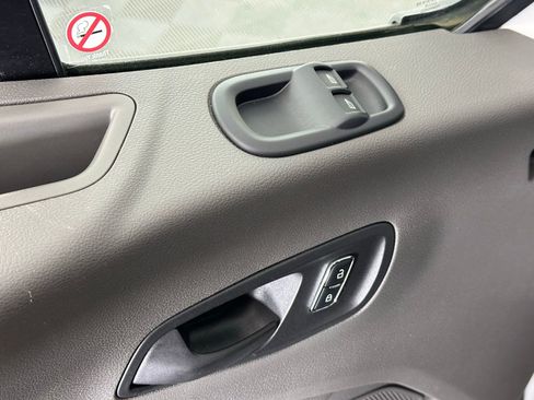 Used 2024 Ford Transit 250 Low Roof w/ Exterior Upgrade Package image 29