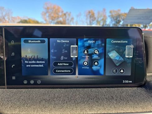 New 2026 Nissan Kicks S FWD image 14