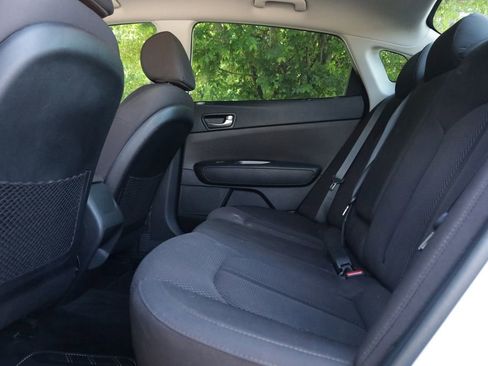 Used 2020 Kia Optima LX image 16