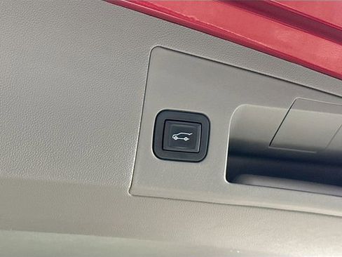 Used 2021 Cadillac XT5 Premium Luxury image 29