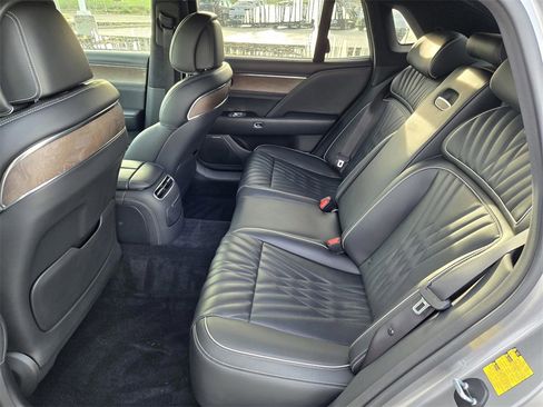 Used 2023 Genesis G90 3.5T image 10