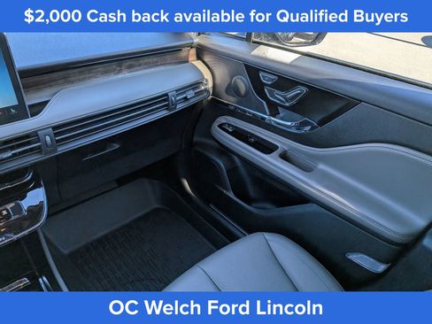 New 2026 Lincoln Corsair Reserve FWD image 19