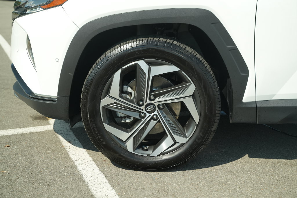 Used 2022 Hyundai Tucson Limited AWD/4WD image 12