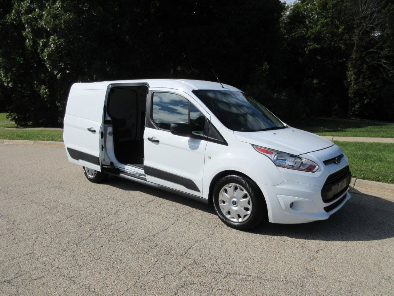 Used 2018 Ford Transit Connect XLT FWD image 17