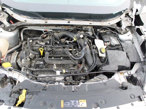 Used 2018 Ford Escape SE w/ SE Sync 3 Package image 17