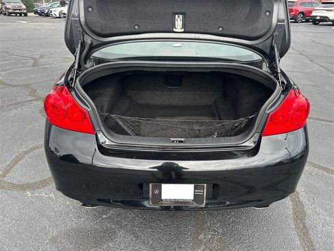 Used 2015 INFINITI Q40 w/ Navigation Package image 18