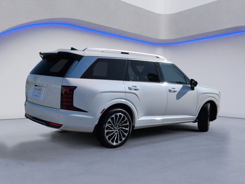New 2026 Hyundai Palisade Calligraphy FWD image 4