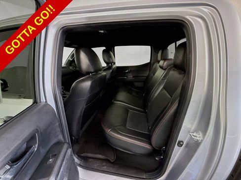 Used 2021 Toyota Tacoma TRD Sport AWD/4WD image 23