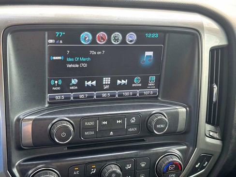 Used 2018 Chevrolet Silverado 1500 LT w/ All Star Edition image 30