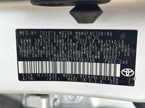 Used 2026 Toyota Corolla LE FWD image 36