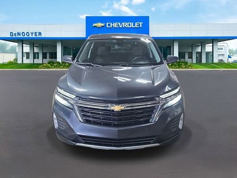 Used 2022 Chevrolet Equinox LT image 4