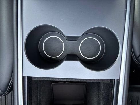 Used 2021 Tesla Model 3 Standard Range Plus RWD image 19