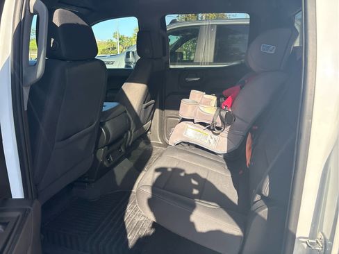 Used 2023 Chevrolet Silverado 1500 Custom RWD image 13