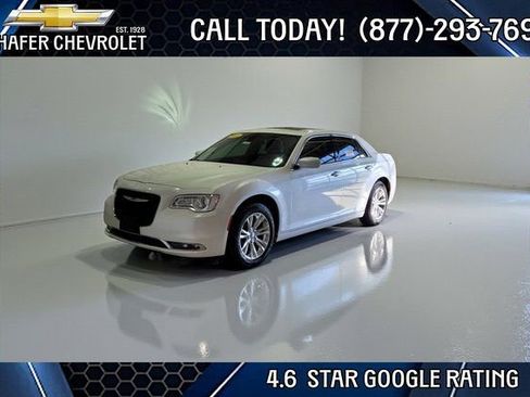 Used 2015 Chrysler 300 Touring w/ Limited Group image 1