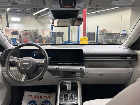 Used 2025 Hyundai Kona SEL AWD/4WD image 19