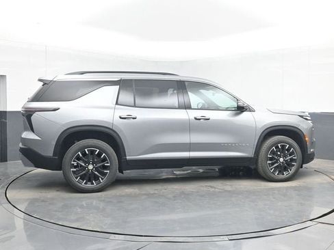 New 2026 Chevrolet Traverse LT FWD image 15