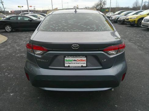 Used 2020 Toyota Corolla LE image 2