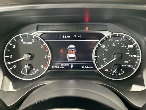 Used 2023 Nissan Rogue SV FWD image 32