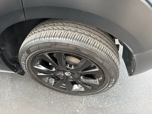Used 2024 MAZDA CX-30 AWD 2.5 S w/ Preferred Package image 10