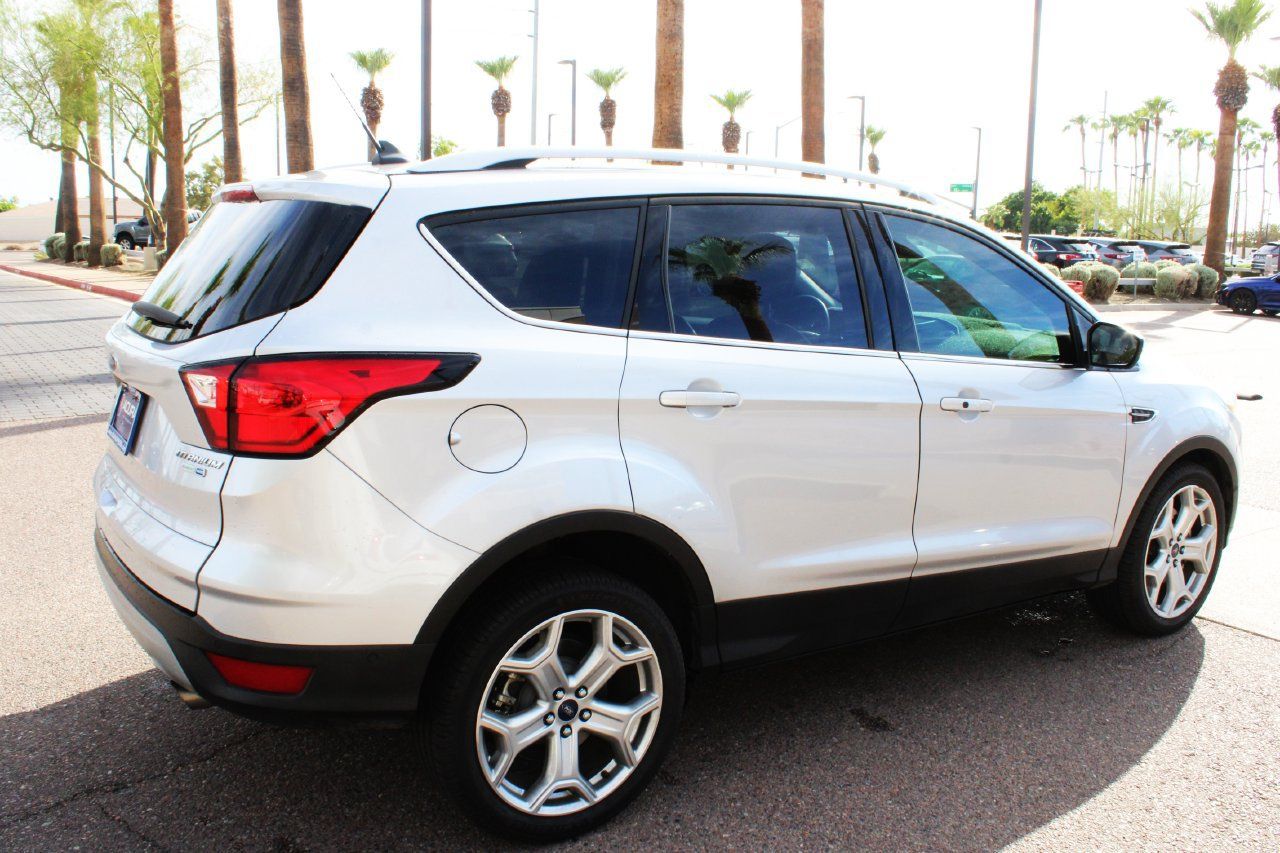 Used 2019 Ford Escape Titanium AWD/4WD image 6