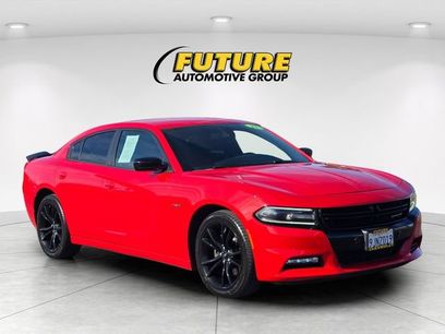 Used 2017 Dodge Charger R/T w/ Navigation & Travel Group